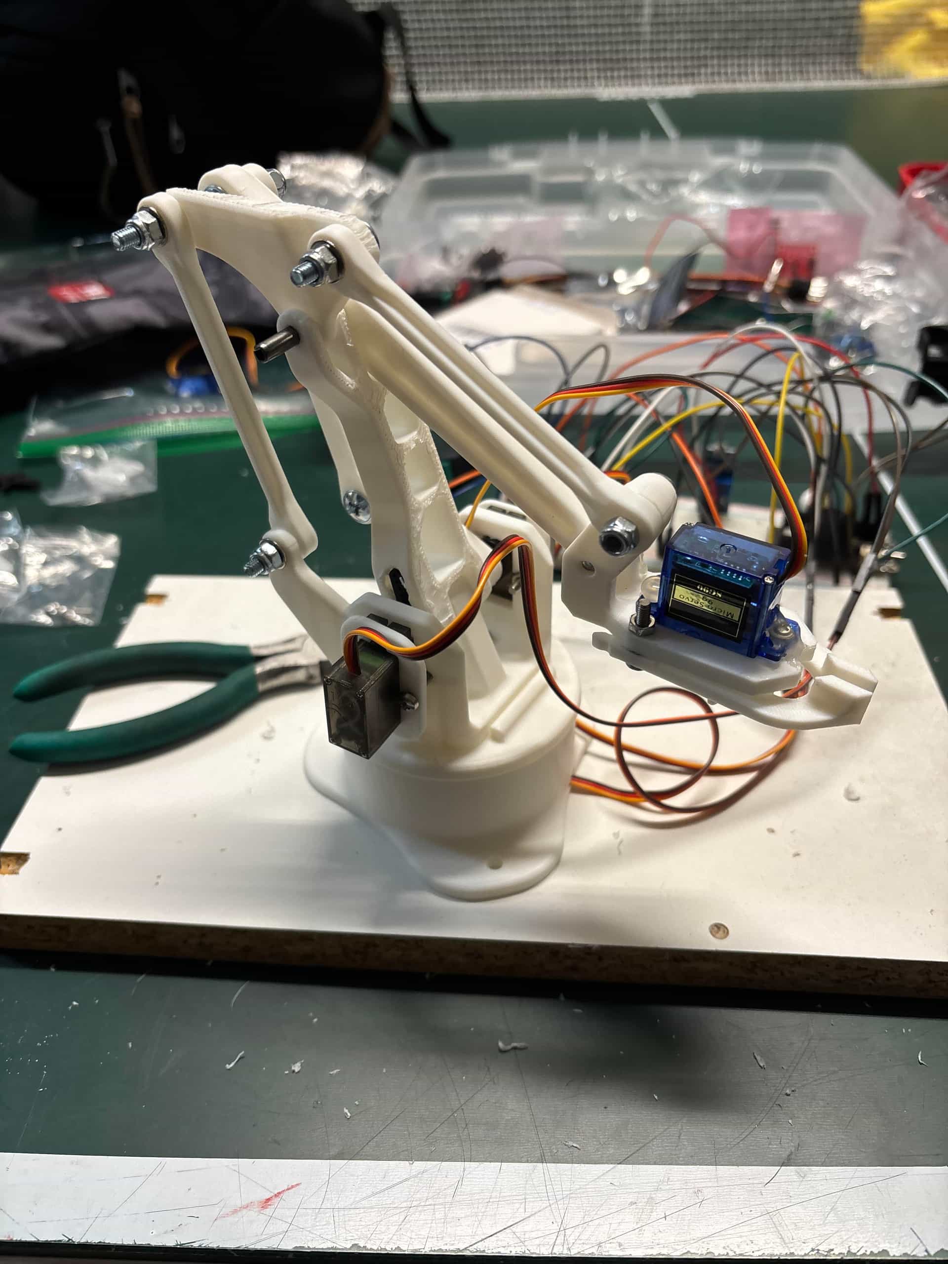 Miniature Robotic Arm