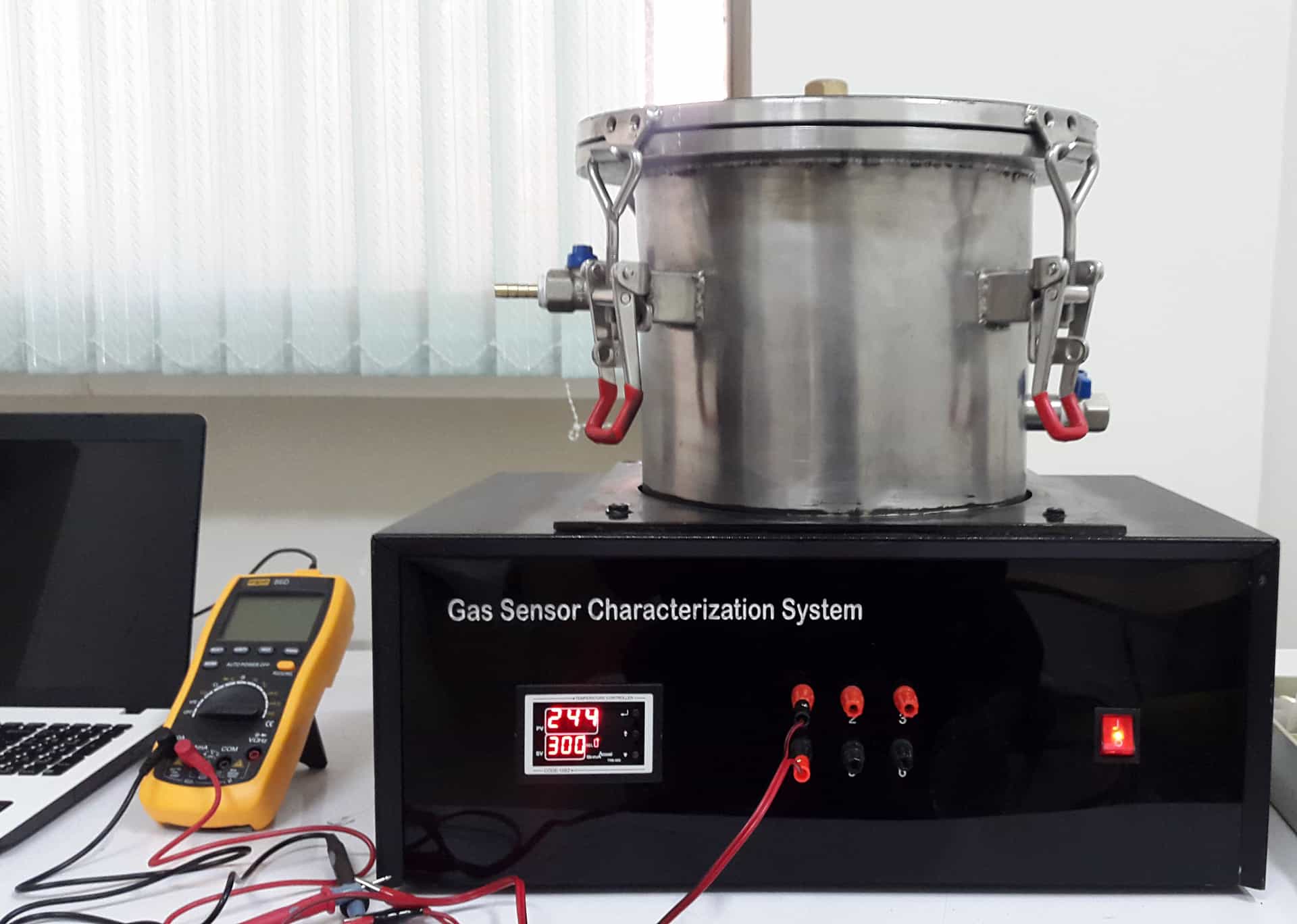 Gas Sensor test system
