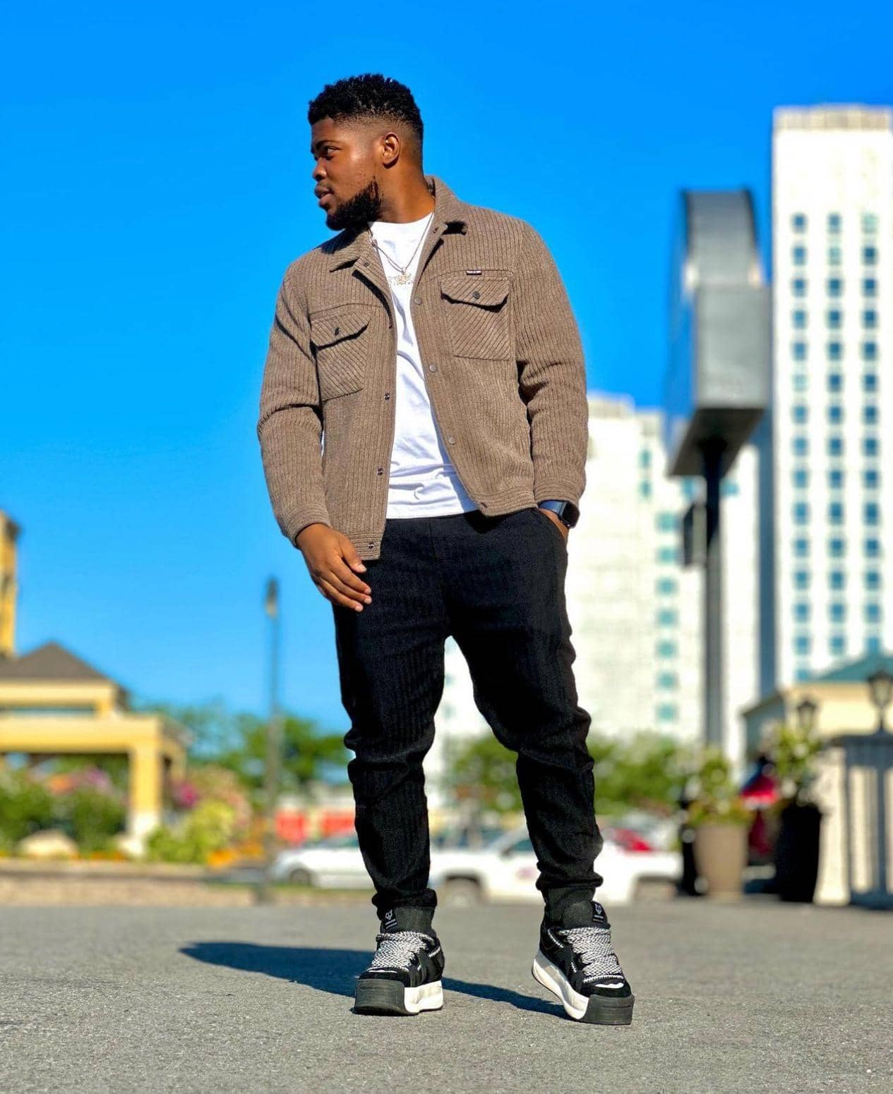 Olanrewaju Ogunsanwo's avatar